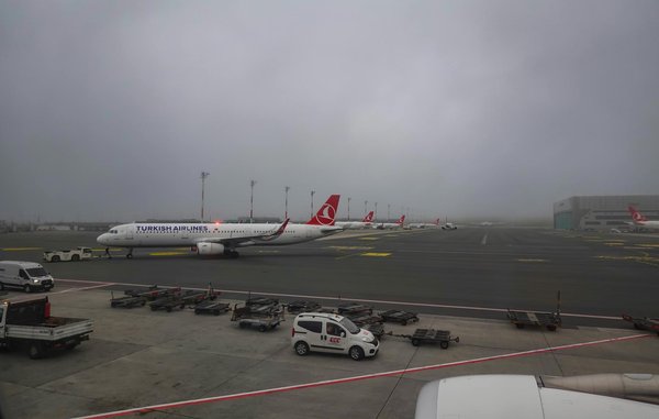 Quelles croisières offrent des ateliers de fabrication de bijoux avec des artisans grecs?